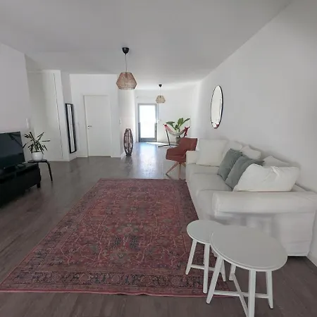 Casa Luna * Ponta Delgada (Sao Miguel)