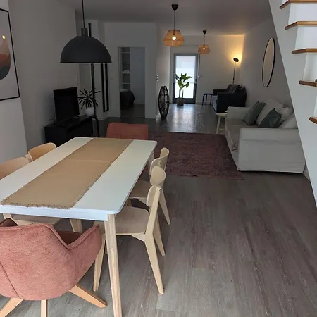 Casa Luna Ponta Delgada (Sao Miguel)